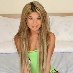 WOW - Exxxtra Small Teenie!