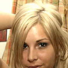Horny stepmom in lingerie gets a facial